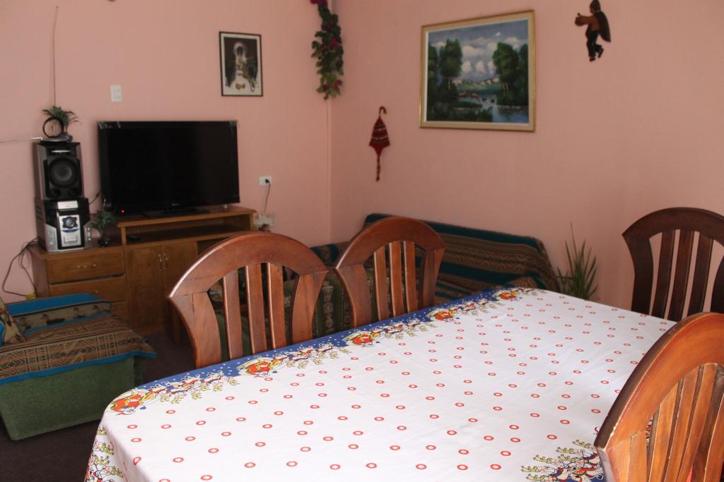 Hostal Cali Putre Kültér fotó